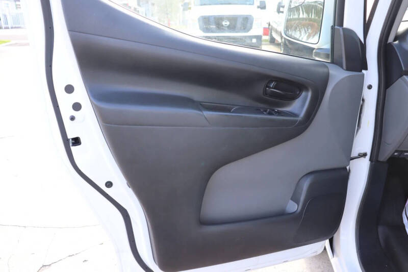 2020 Nissan NV200