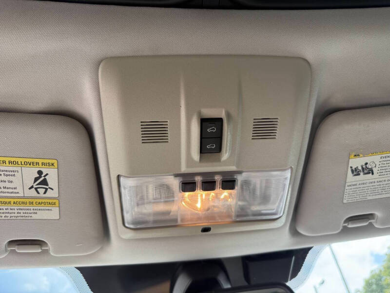 2016 Land Rover LR4 HSE LUX