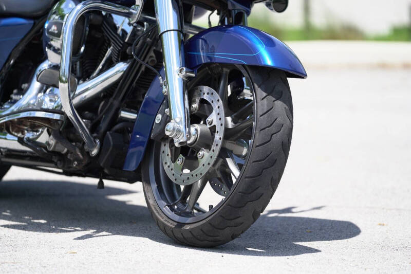 2015 Harley-Davidson FLTRXS ROAD GLIDE SPECIAL