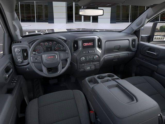 2025 GMC Sierra 3500HD CC Pro