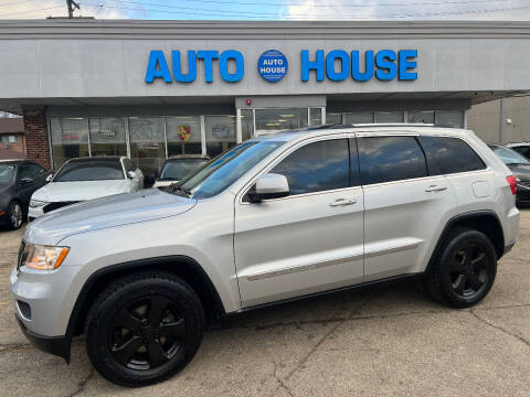 2011 Jeep Grand Cherokee for sale at Auto House Motors in Downers Grove IL
