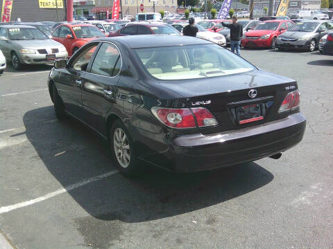 2004 Lexus ES 330