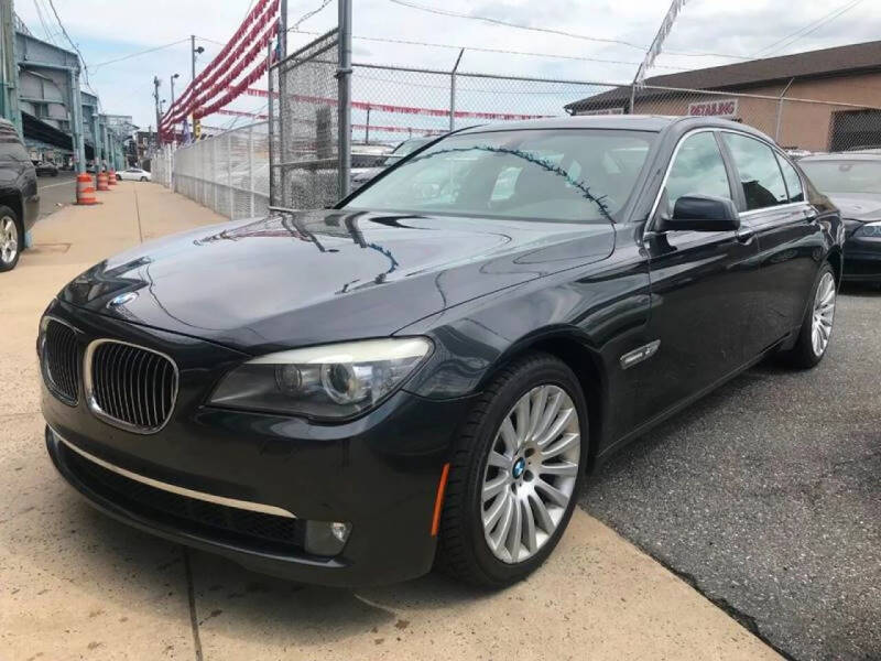 2011 BMW 7 Series 750Li xDrive