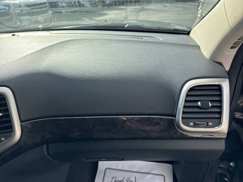 2011 Jeep Grand Cherokee Laredo