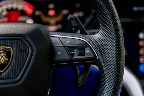 2020 Lamborghini Urus