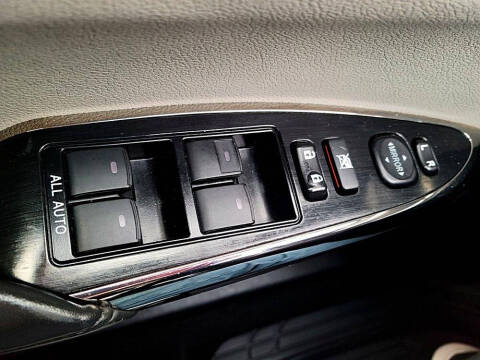 2018 Toyota Avalon XLE