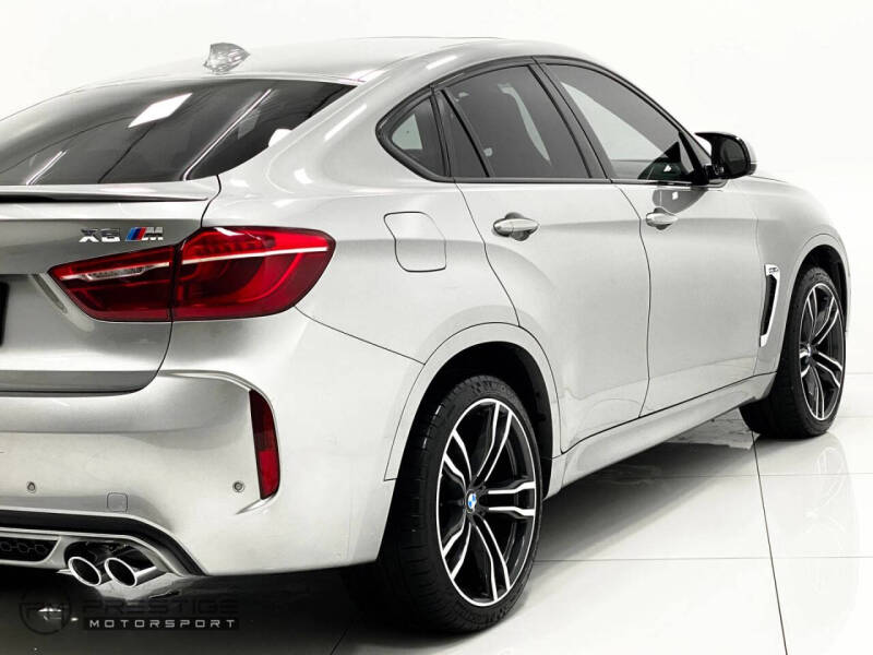 2015 BMW X6 M