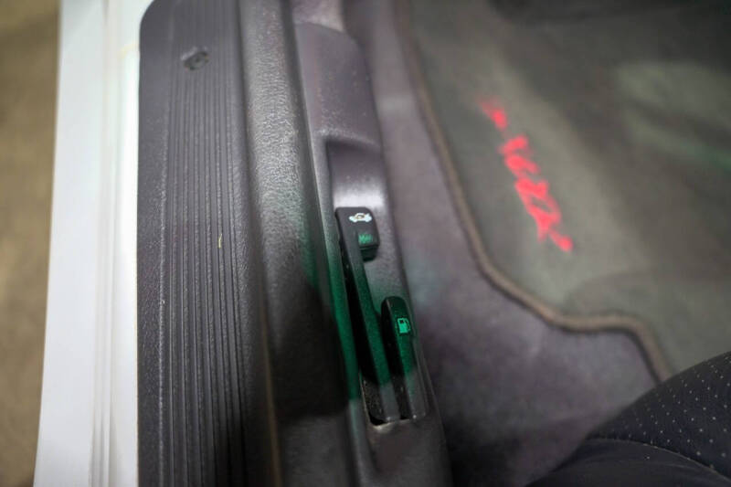 1995 Mitsubishi 3000GT Spyder SL