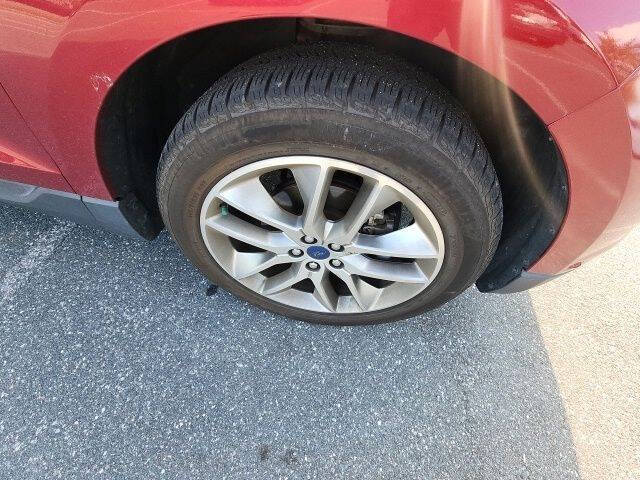 2016 Ford Edge Titanium