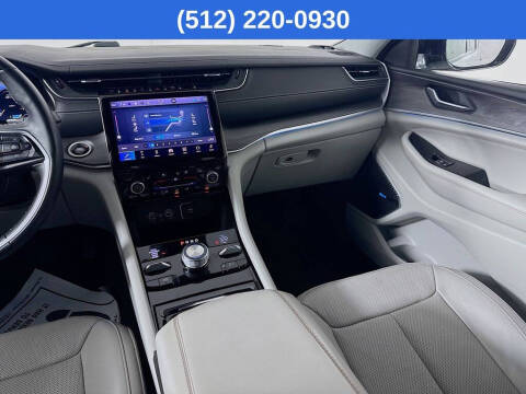 2022 Jeep Grand Cherokee Overland