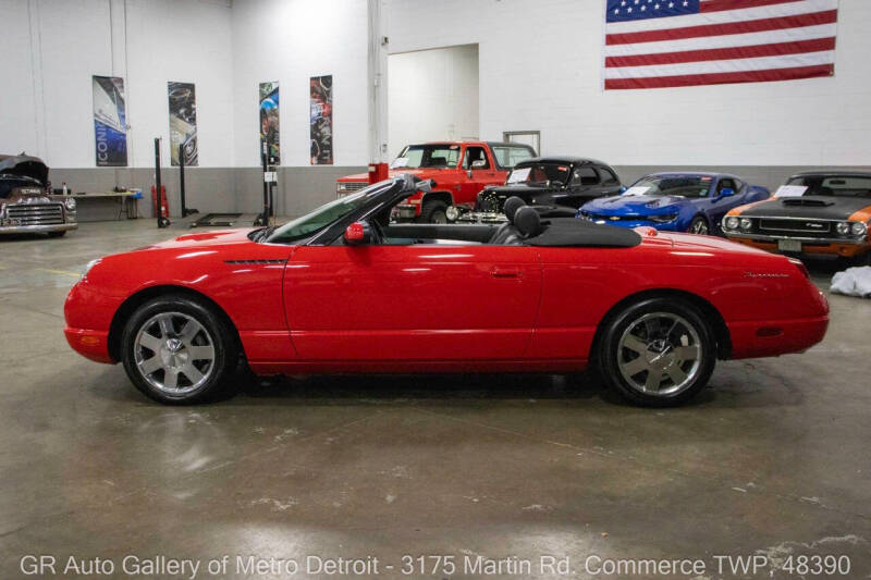 2002 Ford Thunderbird Deluxe