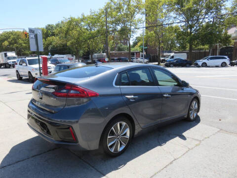 2017 Hyundai Ioniq Hybrid Limited