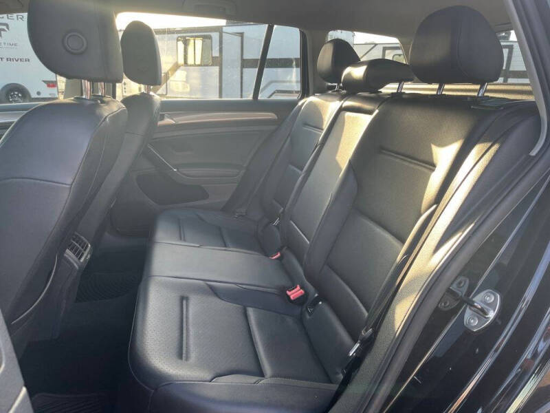 2017 Volkswagen Golf Alltrack TSI SEL 4Motion