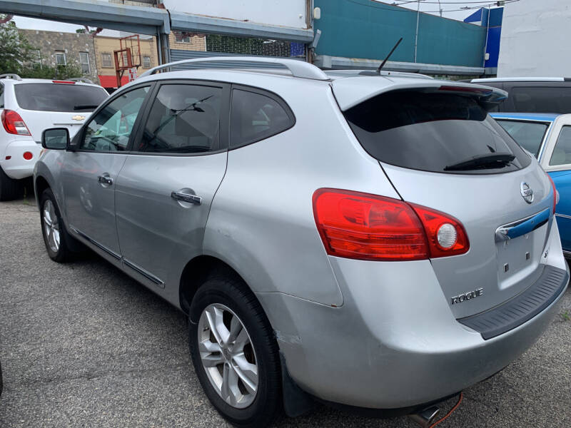 2012 Nissan Rogue SV w/SL Package