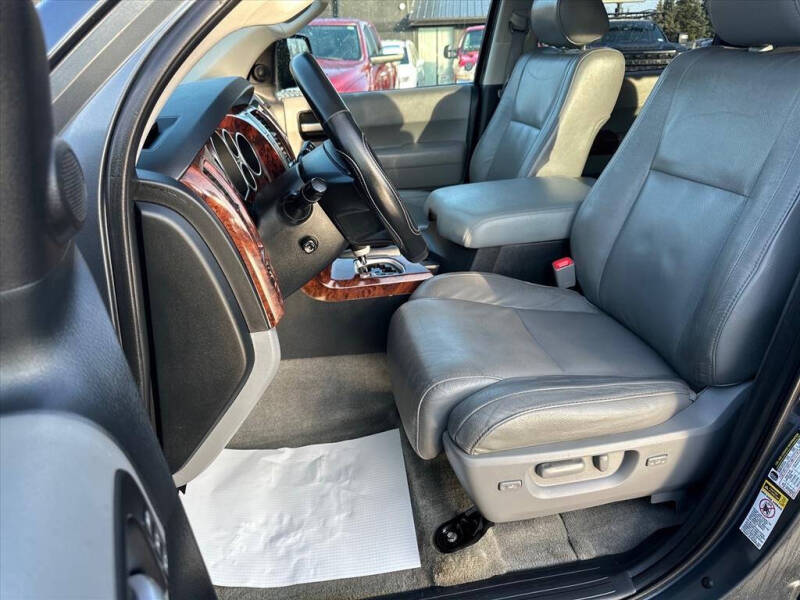 2008 Toyota Sequoia Platinum