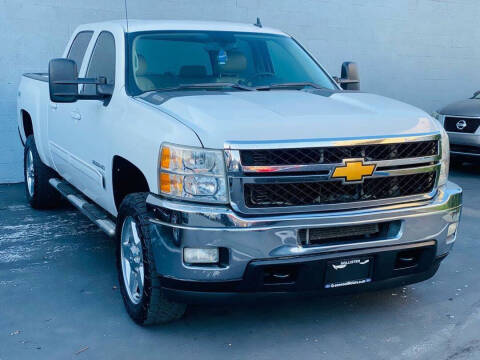2013 Chevrolet Silverado 2500HD for sale at Deluxe Motors Sac INC in Sacramento CA