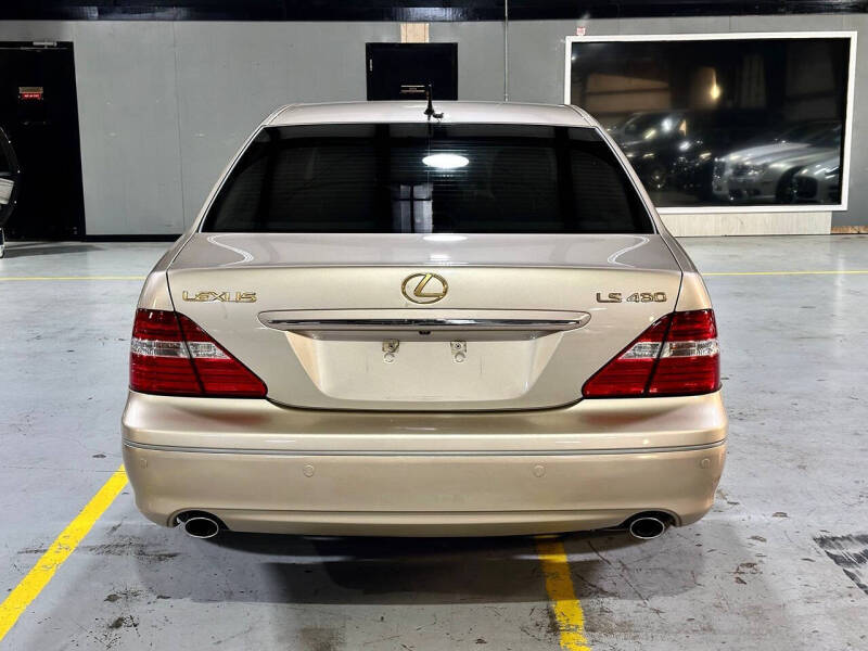 2005 Lexus LS 430
