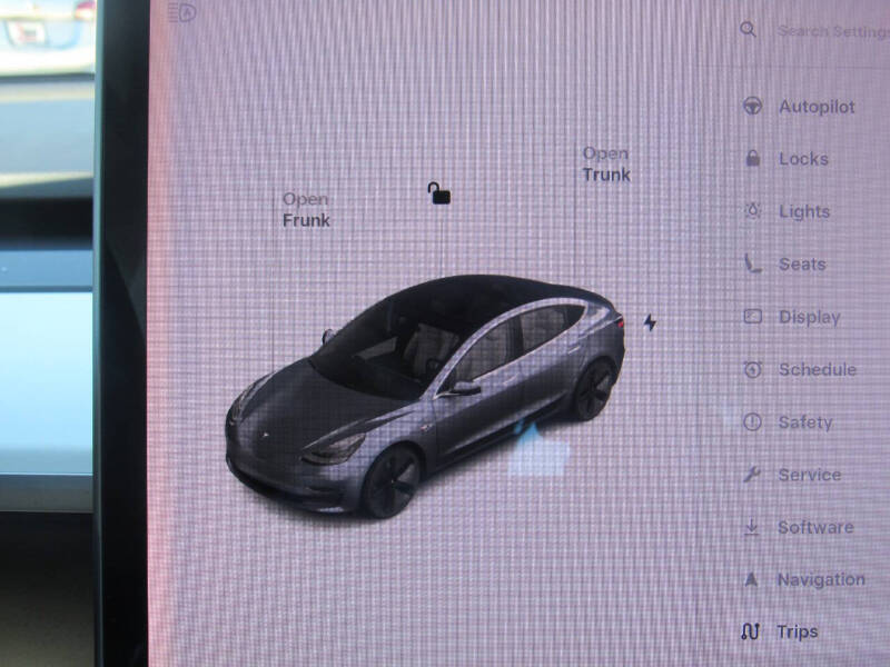 2018 Tesla Model 3 Mid Range