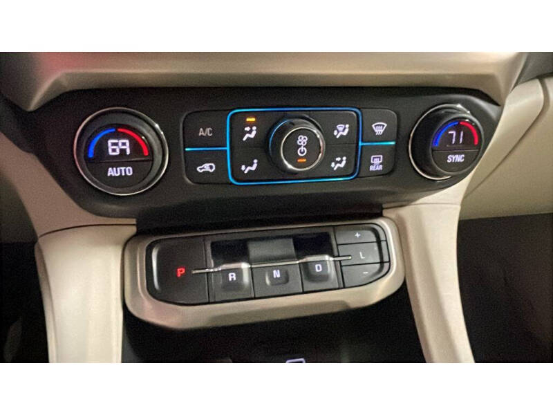 2020 GMC Acadia Denali