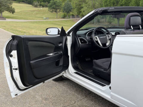 2012 Chrysler 200 Touring