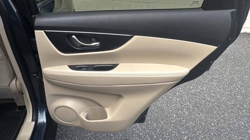 2015 Nissan Rogue SL