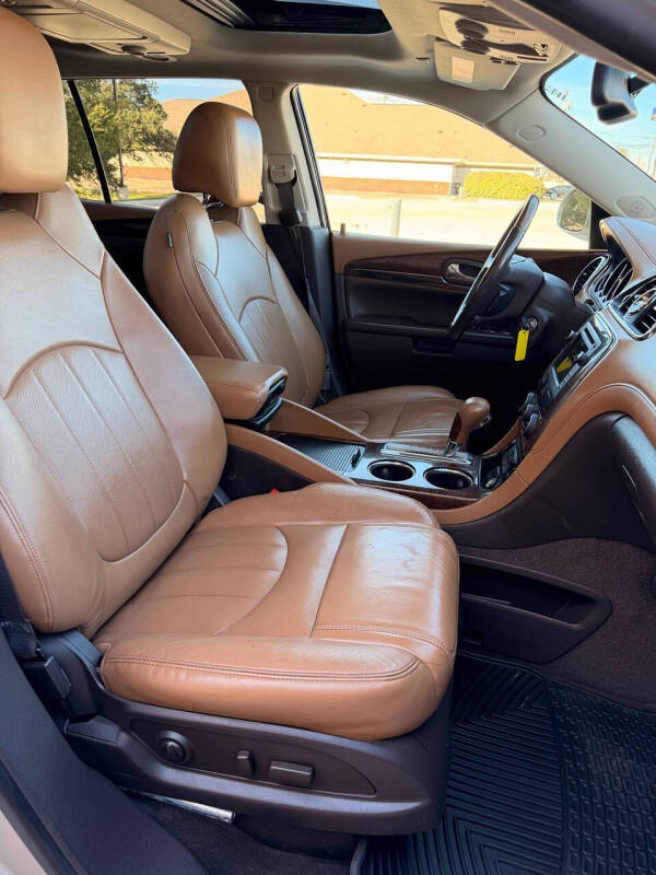 2017 Buick Enclave Leather