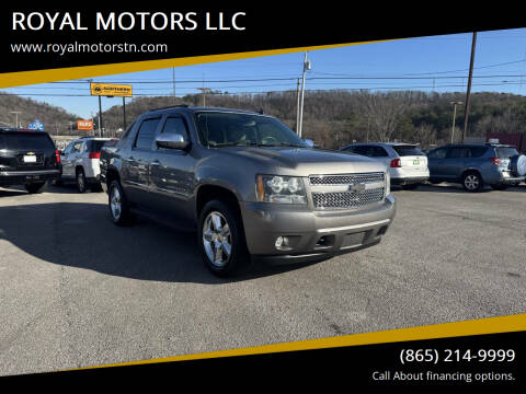 2009 Chevrolet Avalanche for sale at ROYAL MOTORS LLC in Knoxville TN