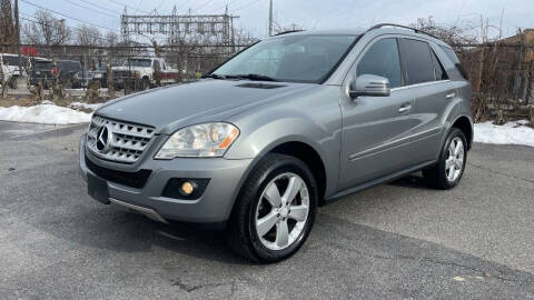 2011 Mercedes-Benz M-Class for sale at ANDONI AUTO SALES in Worcester MA