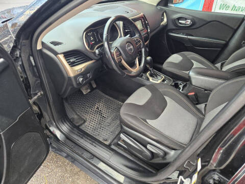 2014 Jeep Cherokee Sport