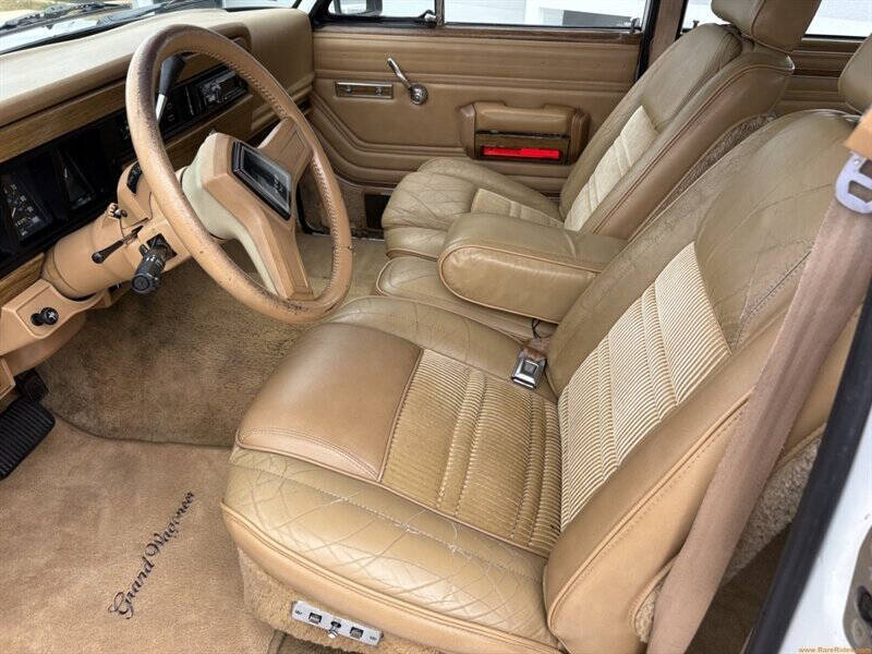 1988 Jeep Grand Wagoneer
