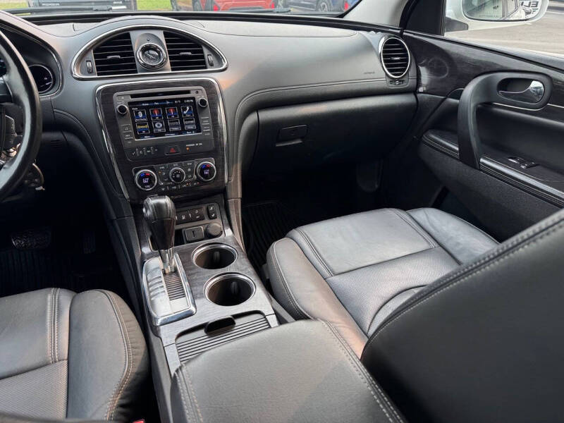 2017 Buick Enclave Leather