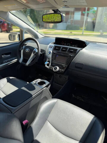 2012 Toyota Prius v