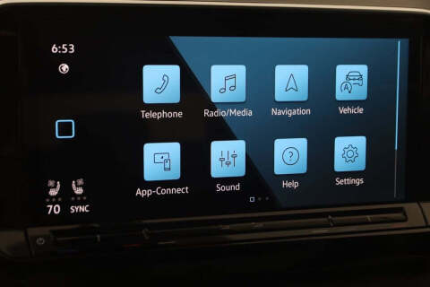 2024 Volkswagen Atlas Cross Sport SEL Premium R-Line 4Motion