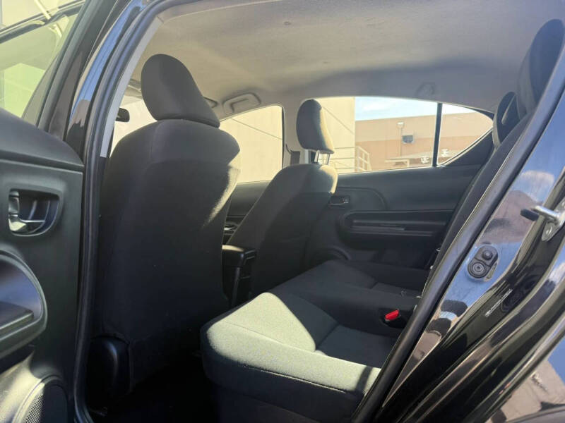 2018 Toyota Prius c