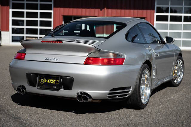 2003 Porsche 911 GT2