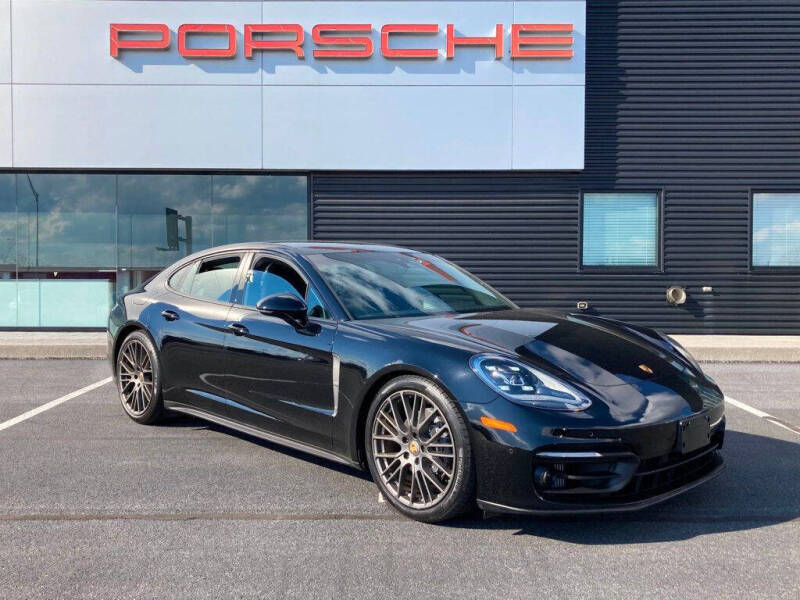 2023 Porsche Panamera 4 Platinum Edition