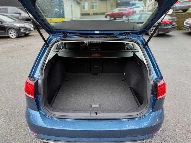 2019 Volkswagen Golf SportWagen 1.8T S 4Motion