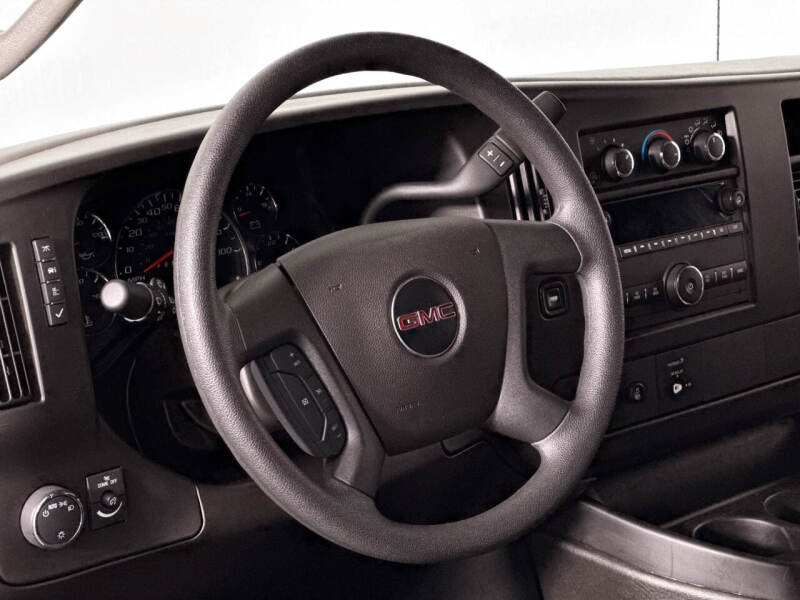 2024 GMC Savana 2500