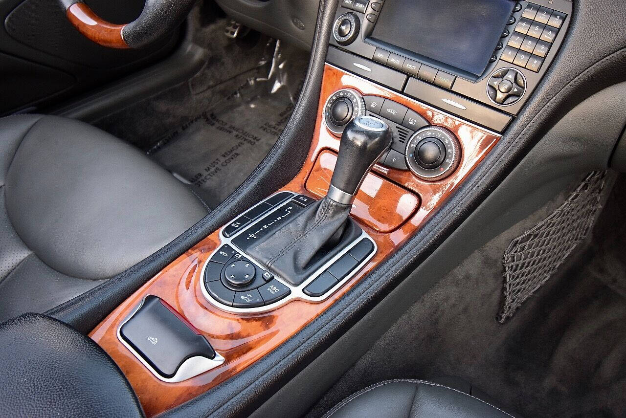 2005 Mercedes-Benz SL-Class 50