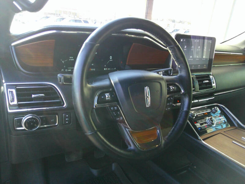 2018 Lincoln Navigator Select