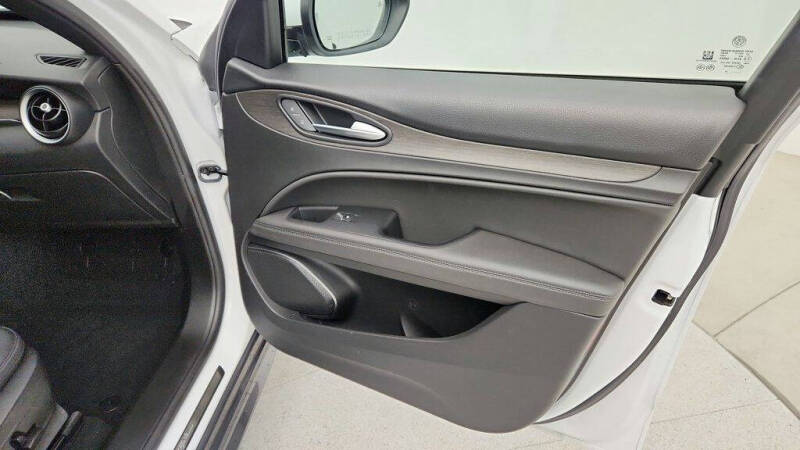 2022 Alfa Romeo Stelvio