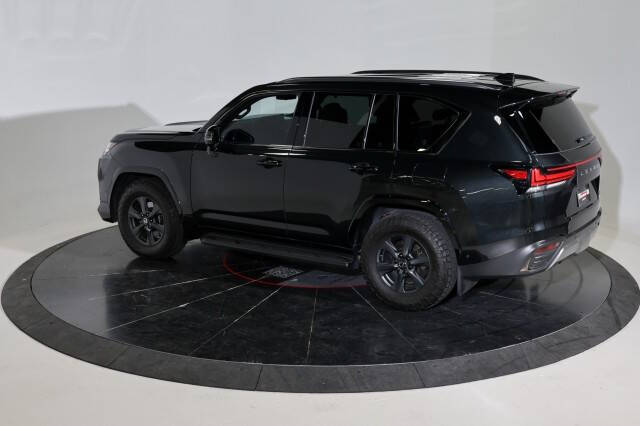 2025 Lexus LX 700h Overtrail