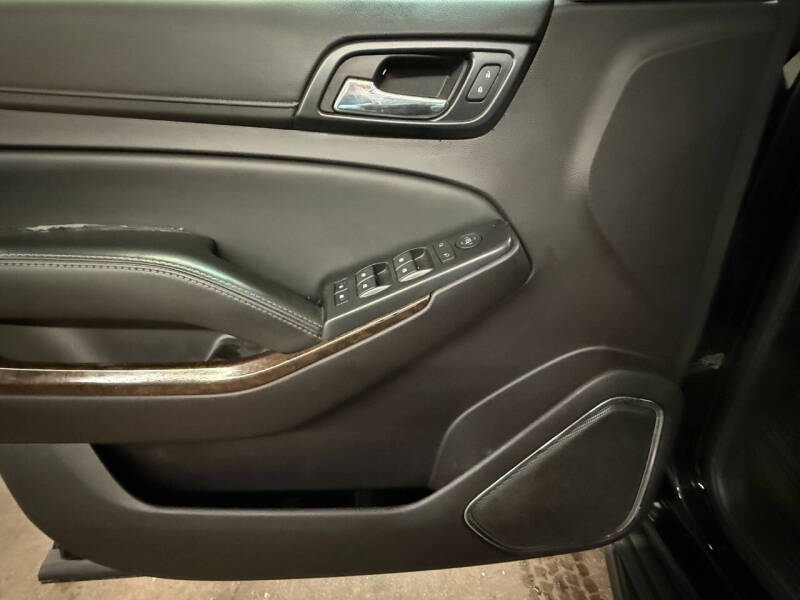 2016 Chevrolet Suburban LS