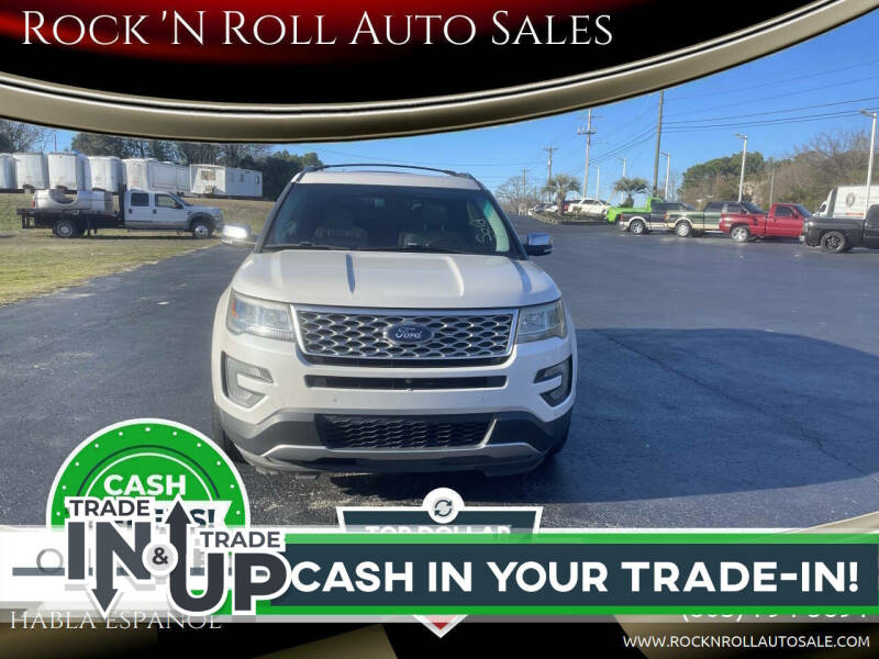 2016 Ford Explorer Platinum's photo