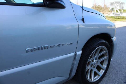 2005 Dodge Ram 1500 SRT-10