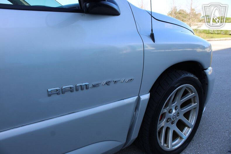 2005 Dodge Ram 1500 SRT-10