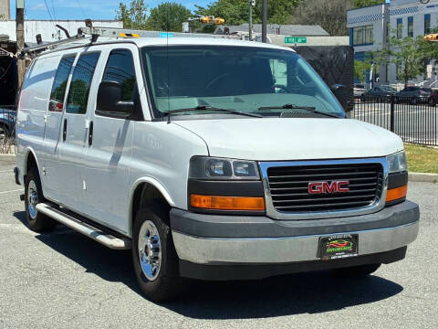 2017 GMC Savana 2500