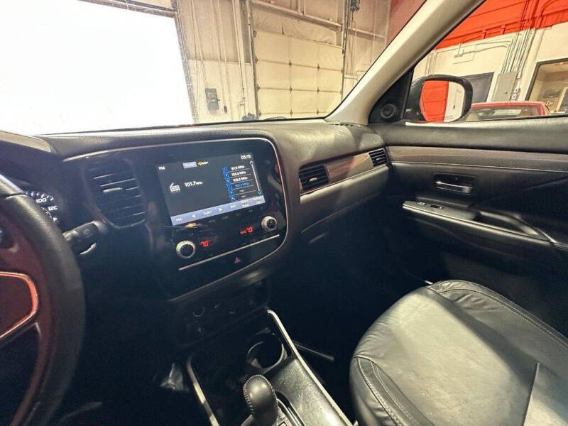2020 Mitsubishi Outlander