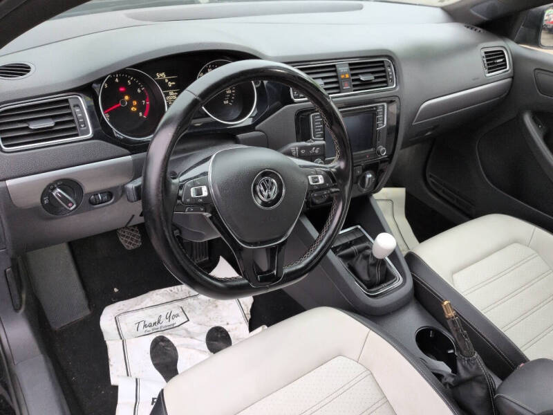 2016 Volkswagen Jetta 1.8T Sport