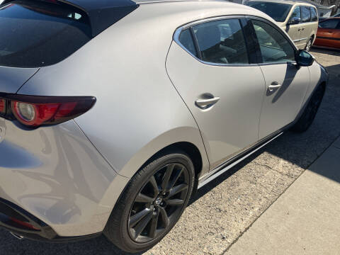 2022 Mazda Mazda3 Hatchback Premium